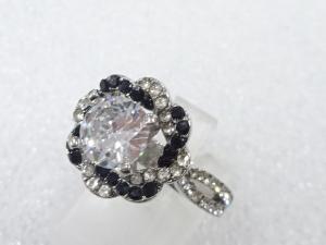 クリスタル　指輪(13号)